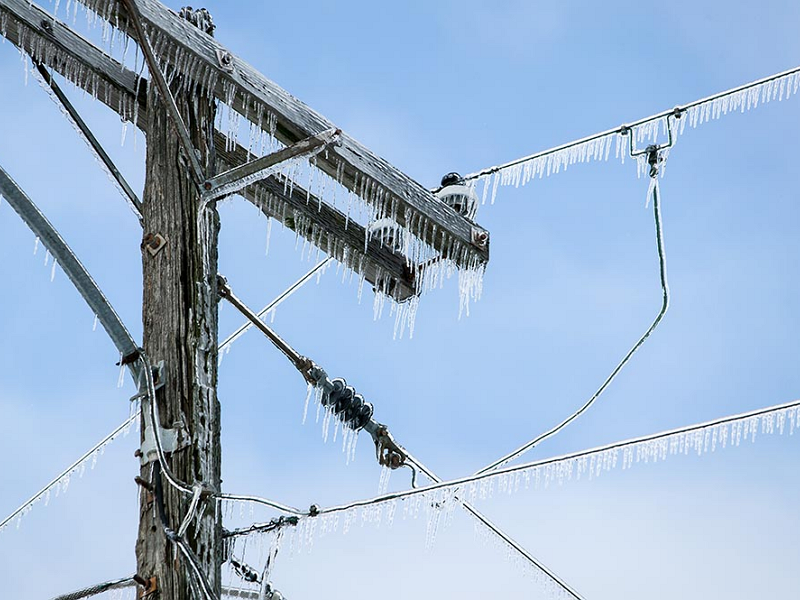 How Do Military Wires Maintain Stability In Harsh Weather Conditions?